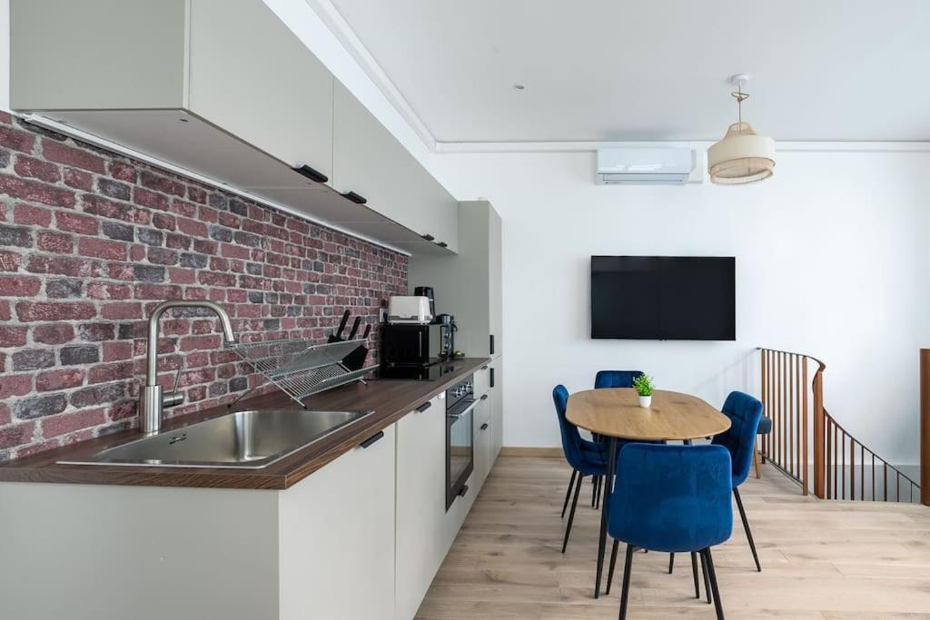 New 2 Br- 2 Bedroom In Paris 15 Eiffel Clim Экстерьер фото
