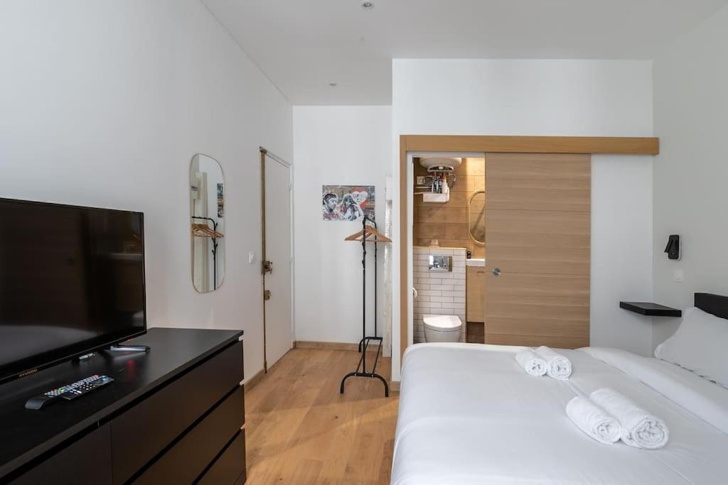 New 2 Br- 2 Bedroom In Paris 15 Eiffel Clim Экстерьер фото
